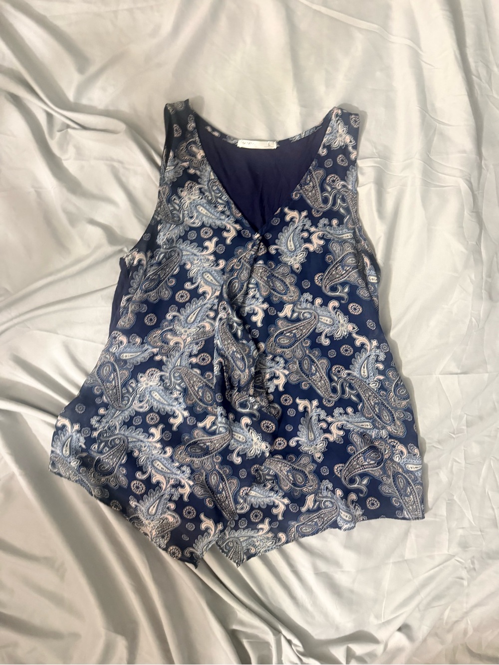 Femme by Tresics Paisley Sleeveless Tank Top Size Large Blue Boho Blouse